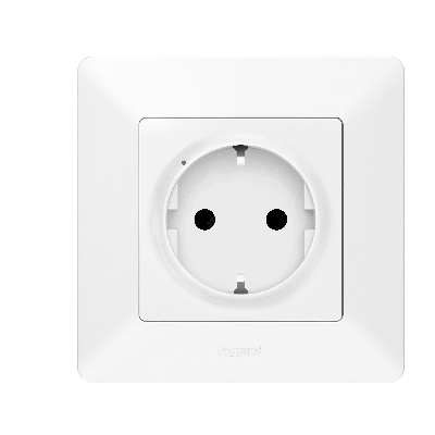 Valena Life with NETATMO  Умная розетка 2К+З 16А 230В. Цвет Белый