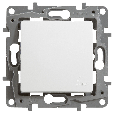 ETIKA Переключатель IP44 белый 10АХ